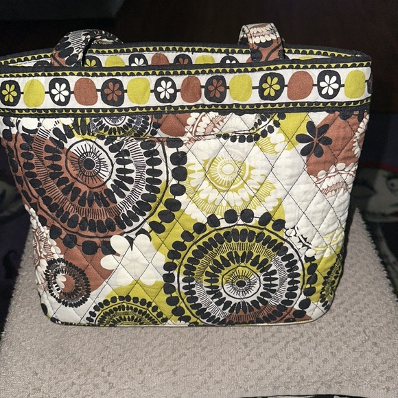 VERÁ BRADEY shoulder purse,EXCELLENT CONDITION AND GREAT COLORS - Picture 4 of 5